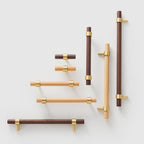Maniglia CH025W | Noce + Ottone