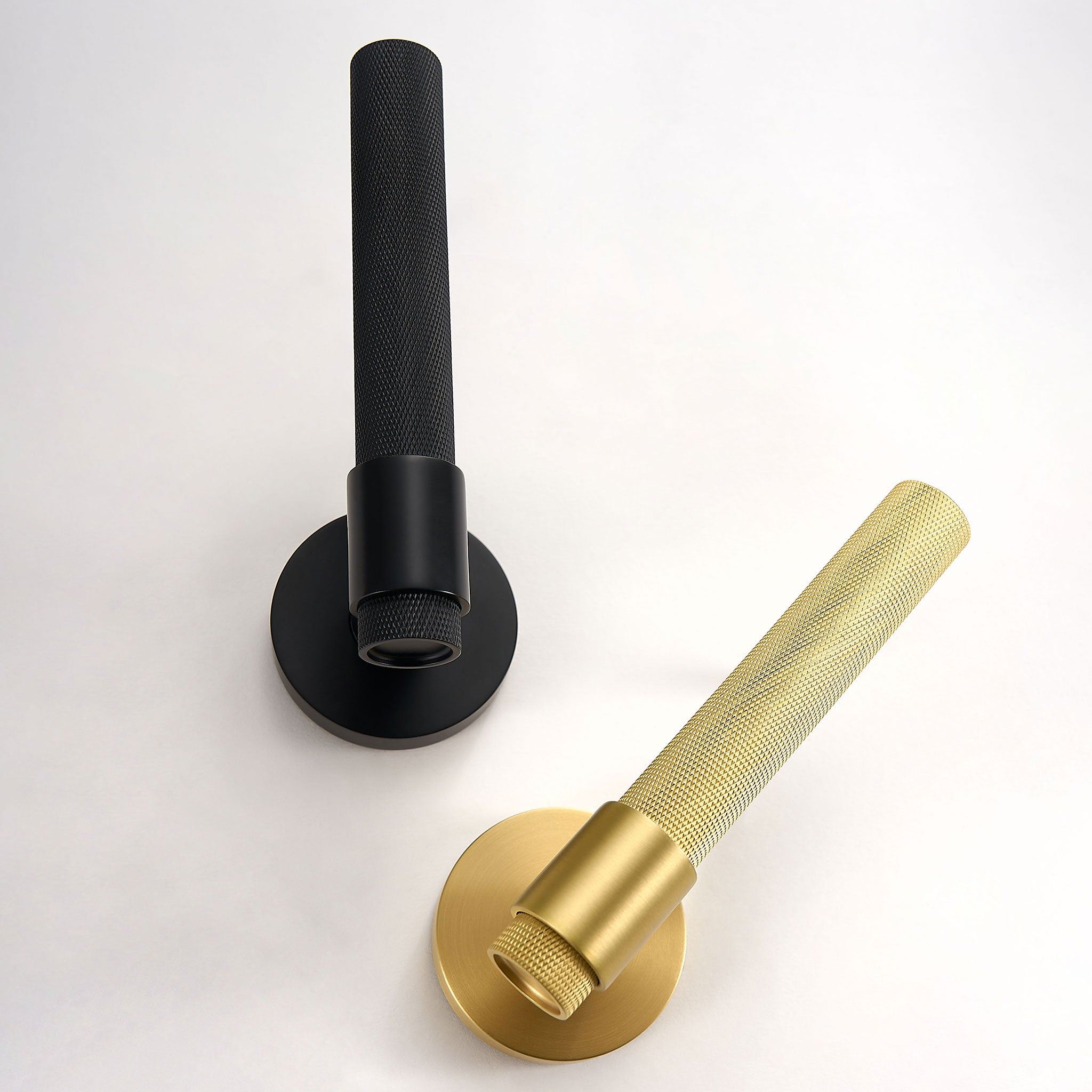 Matt Svart - Dooroom