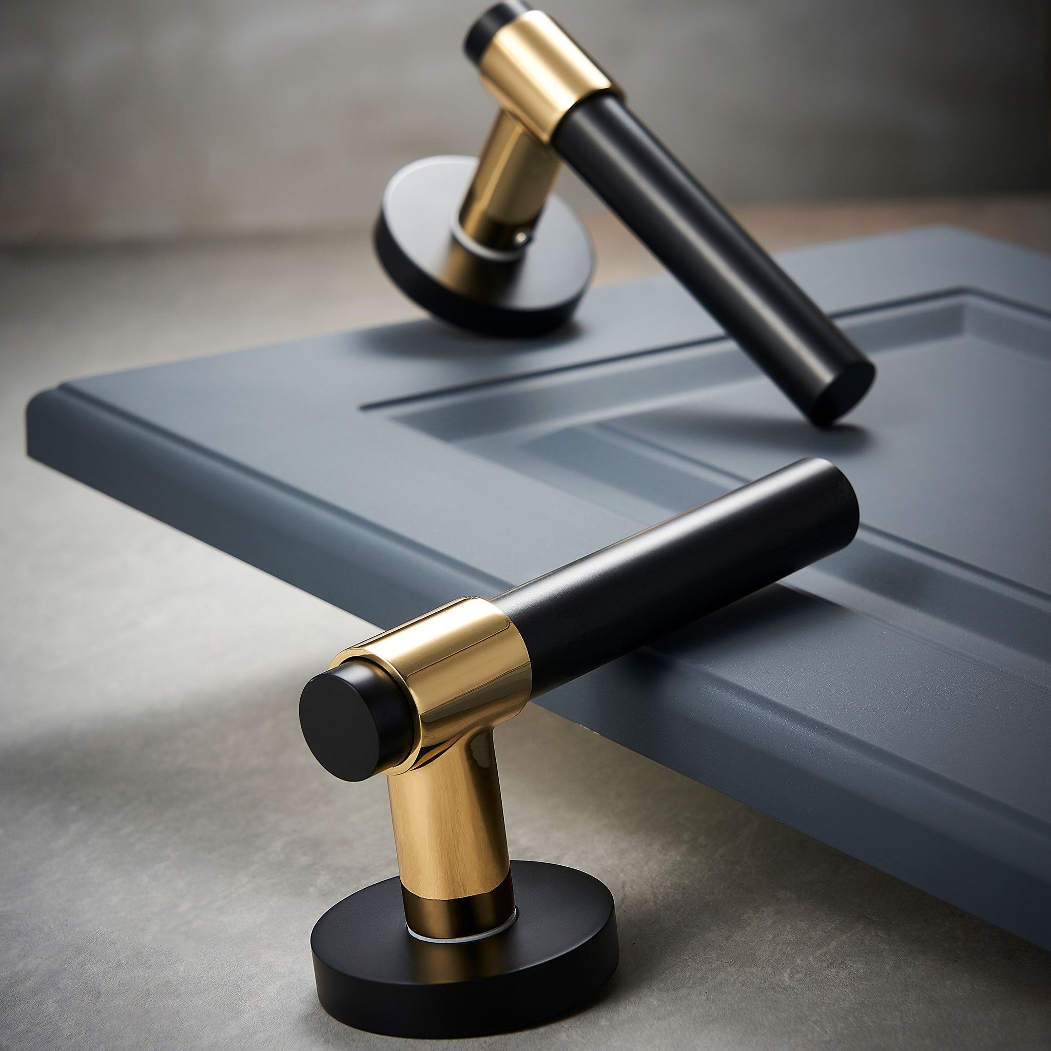 matt svart + pvd guld