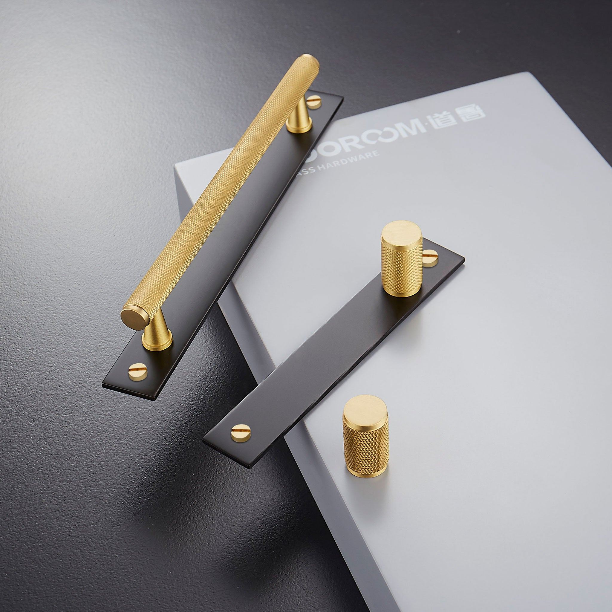 Mässing/Svart - Dooroom